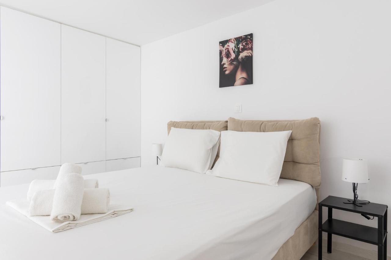 Apartment For 3 Ppl In Varkiza Exterior photo