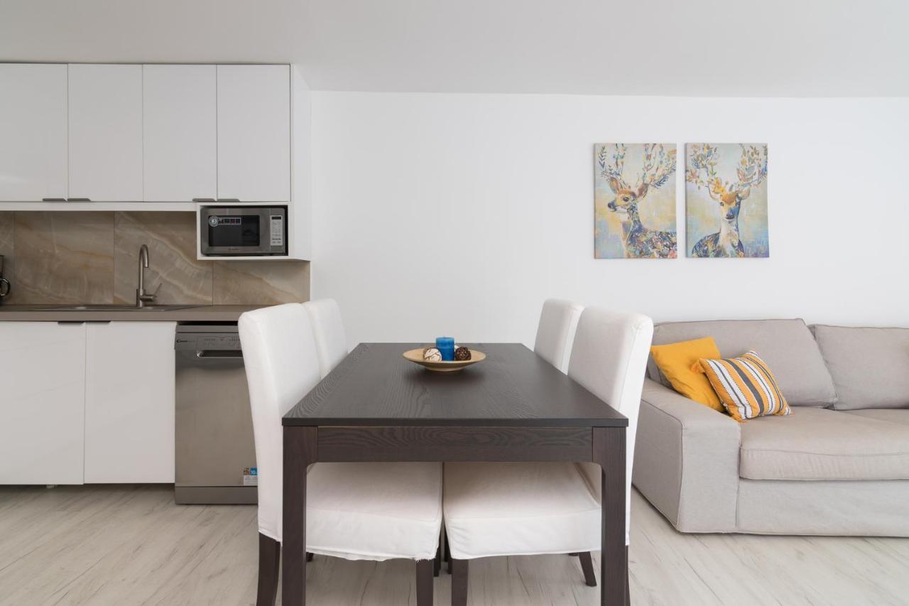 Apartment For 3 Ppl In Varkiza Exterior photo