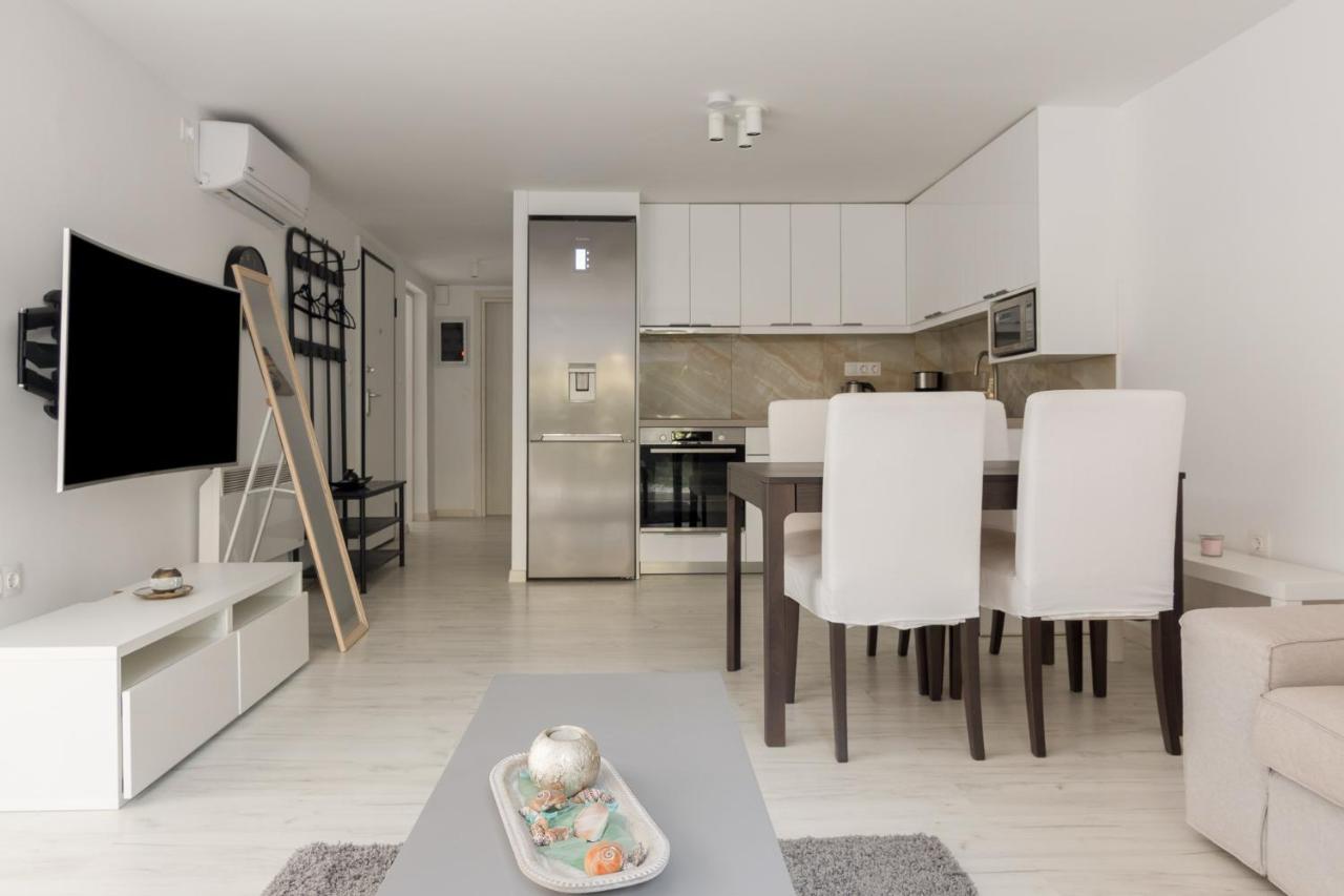 Apartment For 3 Ppl In Varkiza Exterior photo